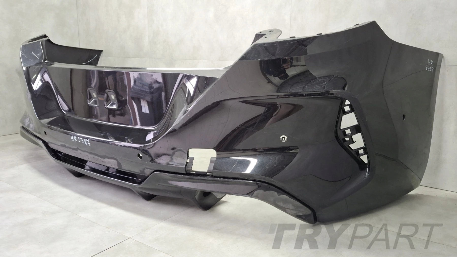 Rear bumper for BMW M8 F91 F92 18-26
