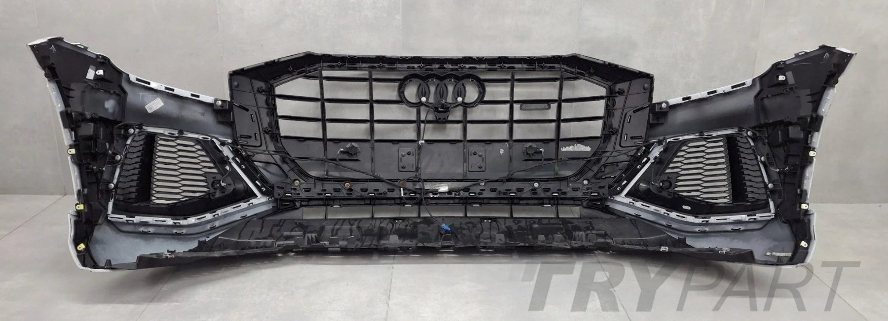 Front bumper for Audi Q8 4M8 S Line 18-23 / + camera + 6PDC + wiring harness