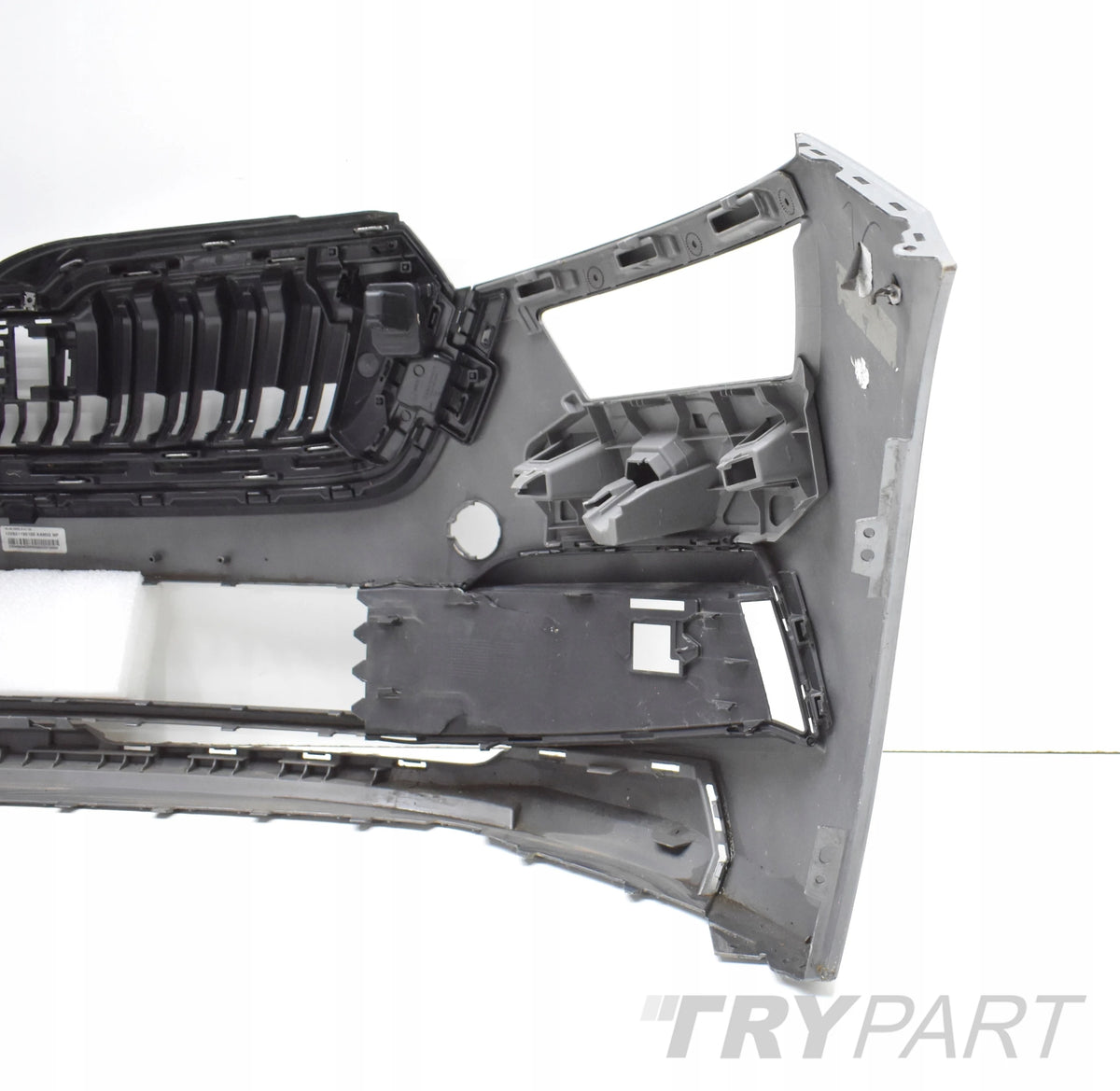SKODA KAMIQ 568 FRONT BUMPER ORG + GRILLE + GRILLE INSERT