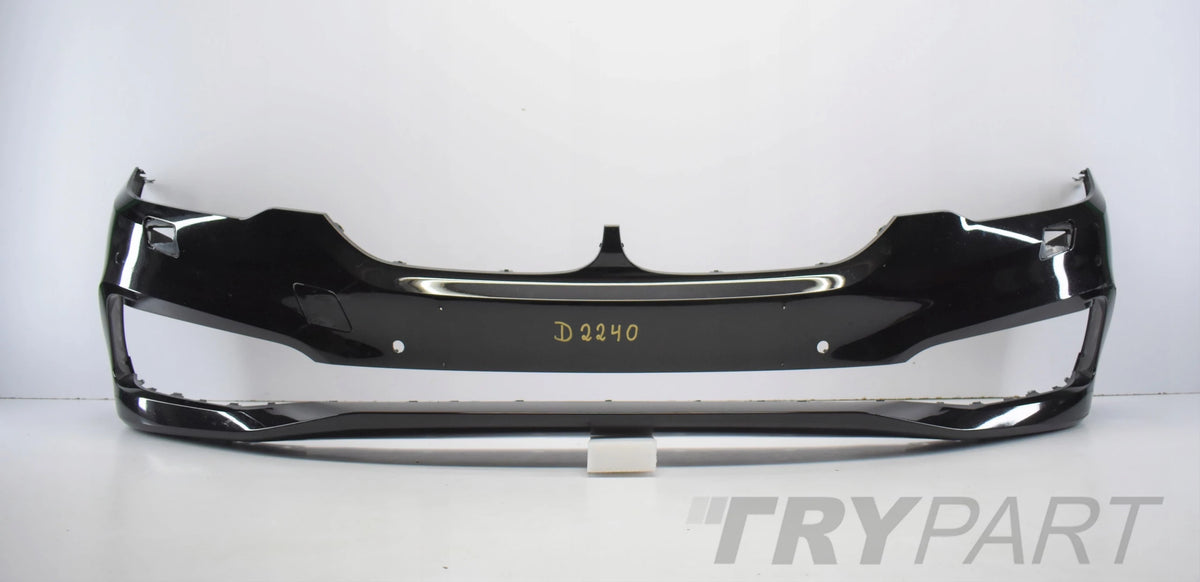 BMW 5 G30 G31 FRONT BUMPER EXCELLENT CONDITION ORIGINAL