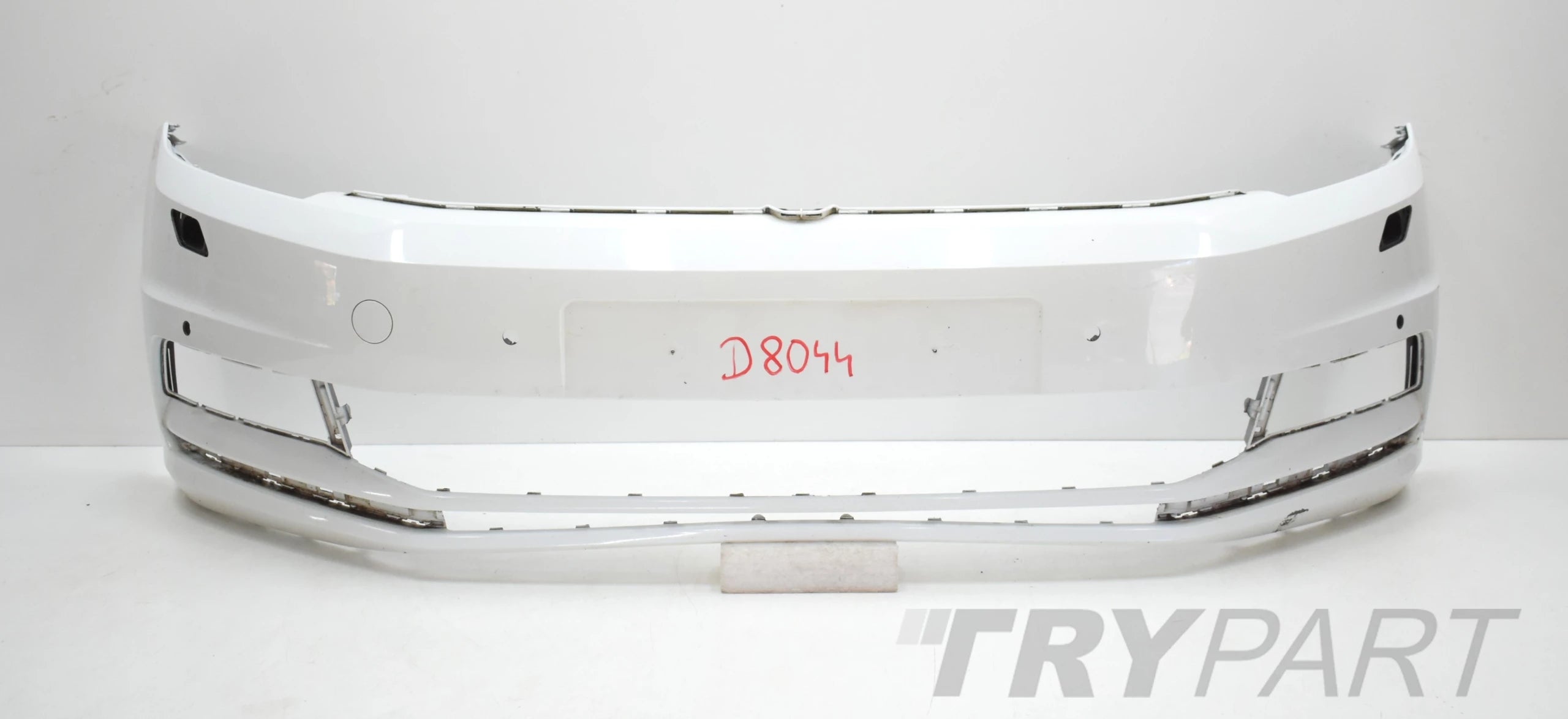 VW TOURAN 5TA FRONT BUMPER ORG