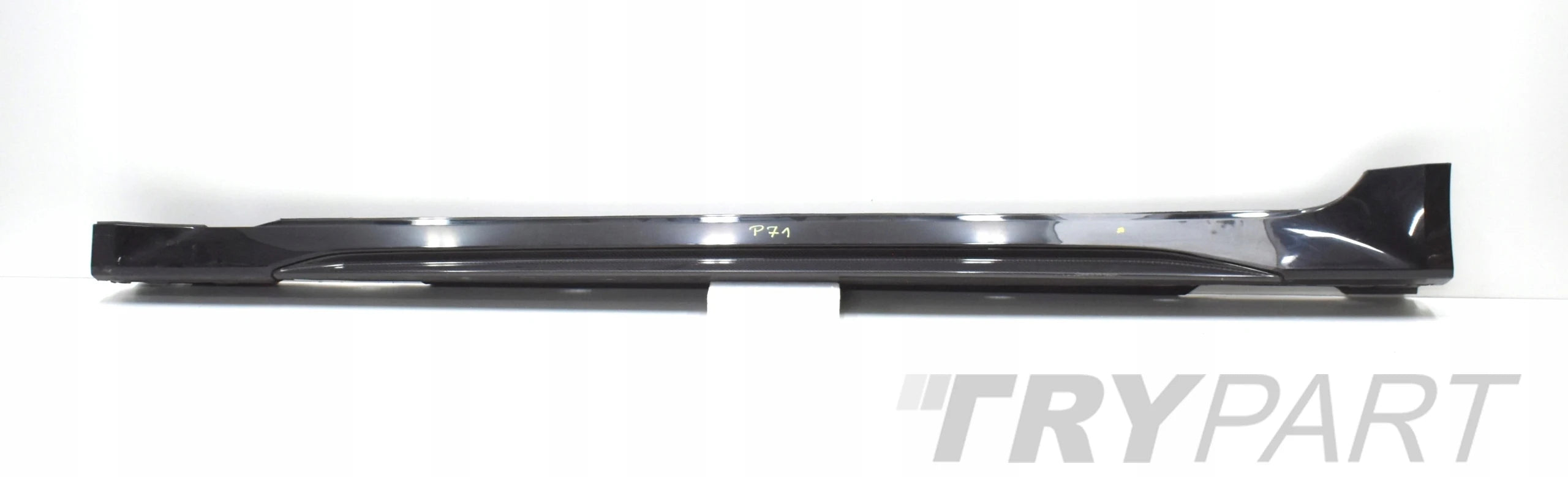 AURI RS6 C8 LEFT SILL COVER ORG CARBON FIBER