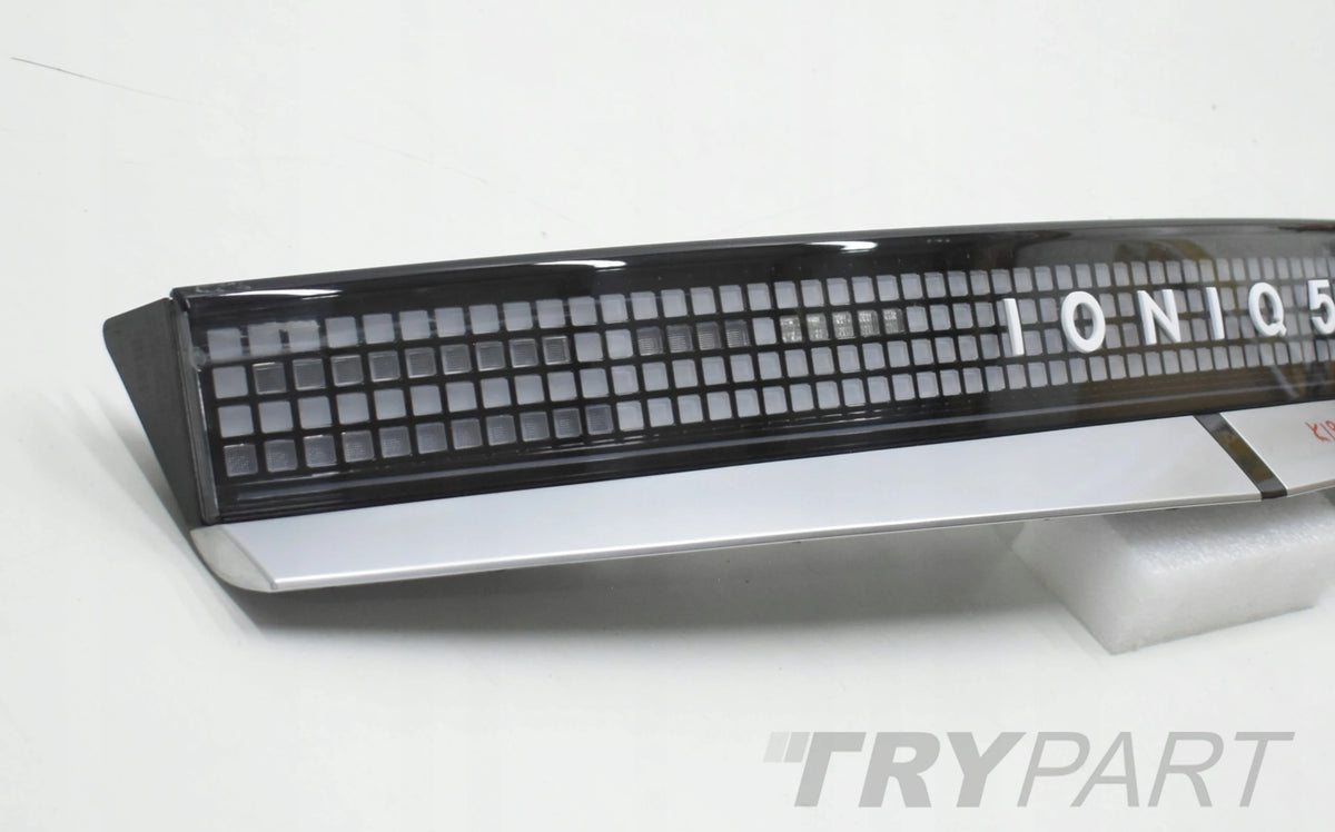 HYUNDAI IONIQ 5 REAR LAMP REAR REFLECTOR ORIGINAL WORKING !!!