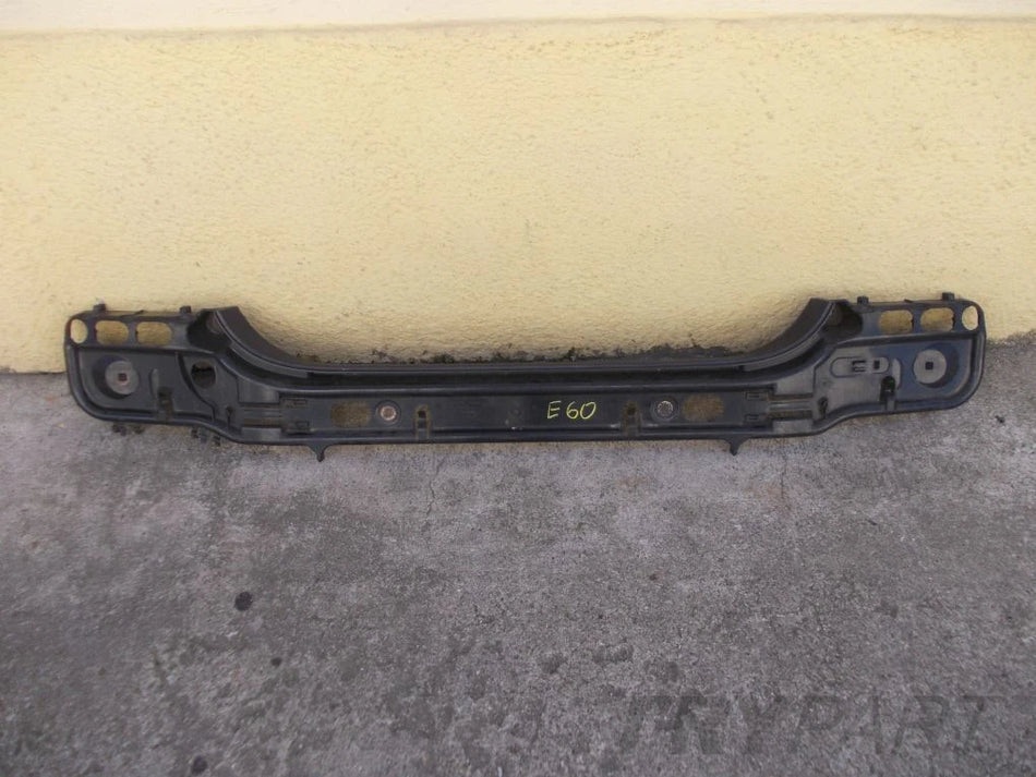 BMW 5 E60 Rear Bumper Slider Guide
