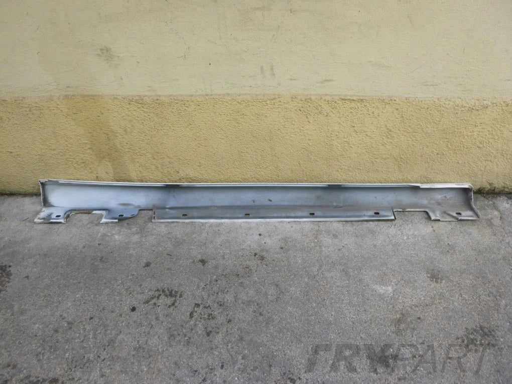MERCEDES E-CLASS W212 Left Sill Molding Cover