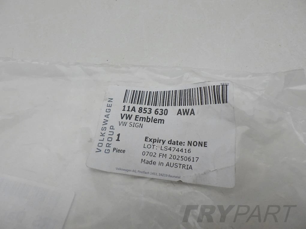 VW KLAPY ID 4 ID 5 11A853630 emblem logo for tailgate
