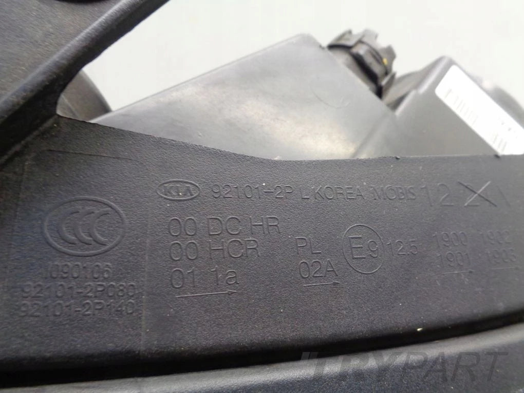 KIA SORENTO II 2 2009- Front Left Headlight