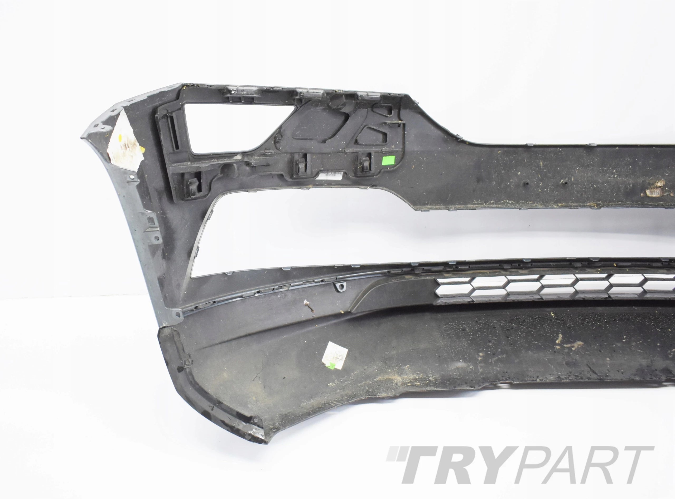 SKODA KAROQ 57A FRONT BUMPER SUPER CONDITION