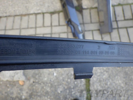 SKODA OCTAVIA 3 III 5E0 12- Bumper Grille
