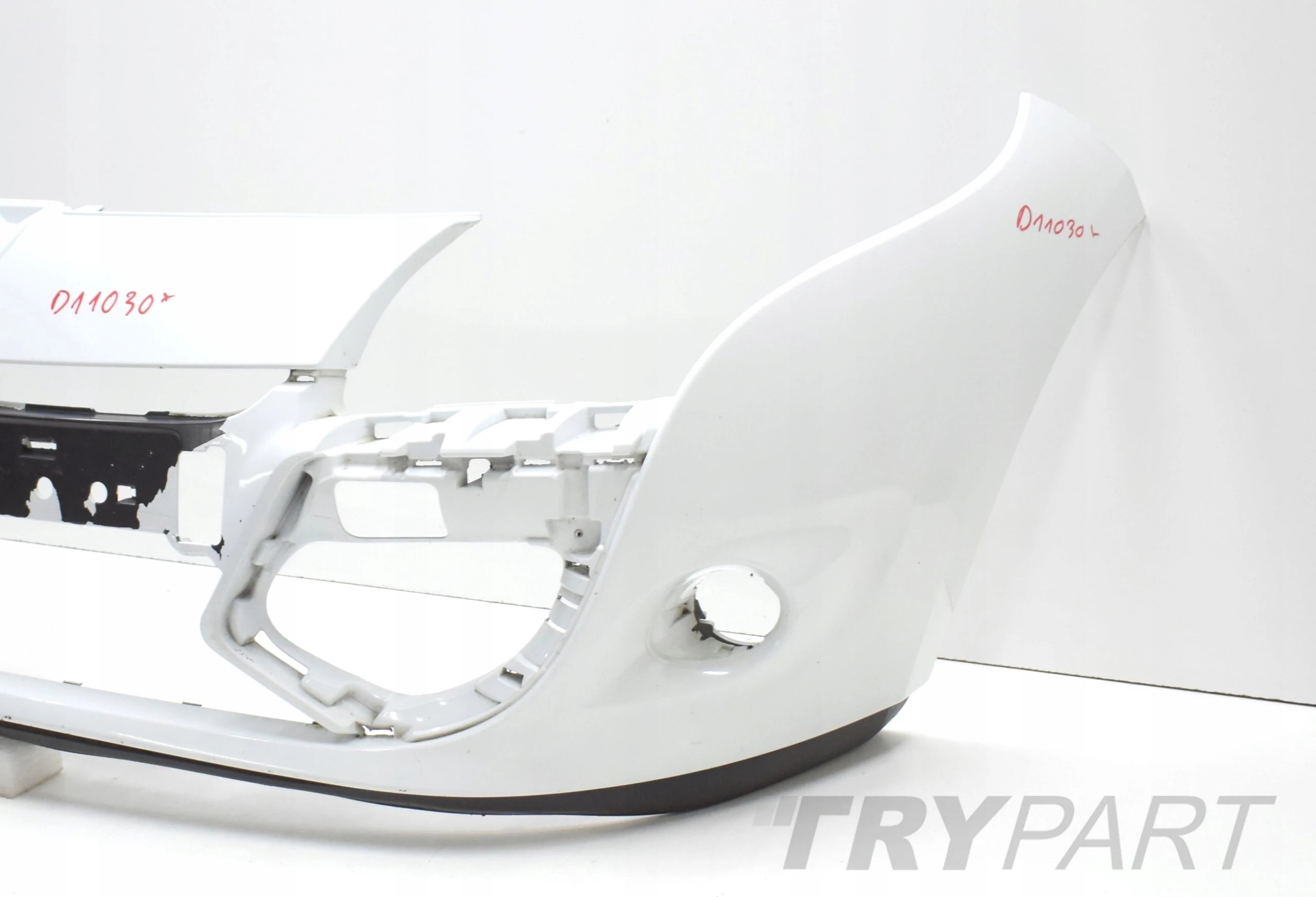RENAULT MEGANE III LIFT COUPE FRONT BUMPER ORG