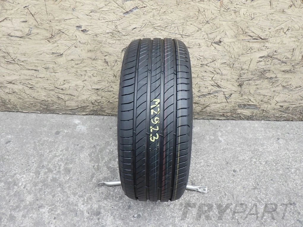 Michelin PRIMACY 4 225 45 R17 94V Tire