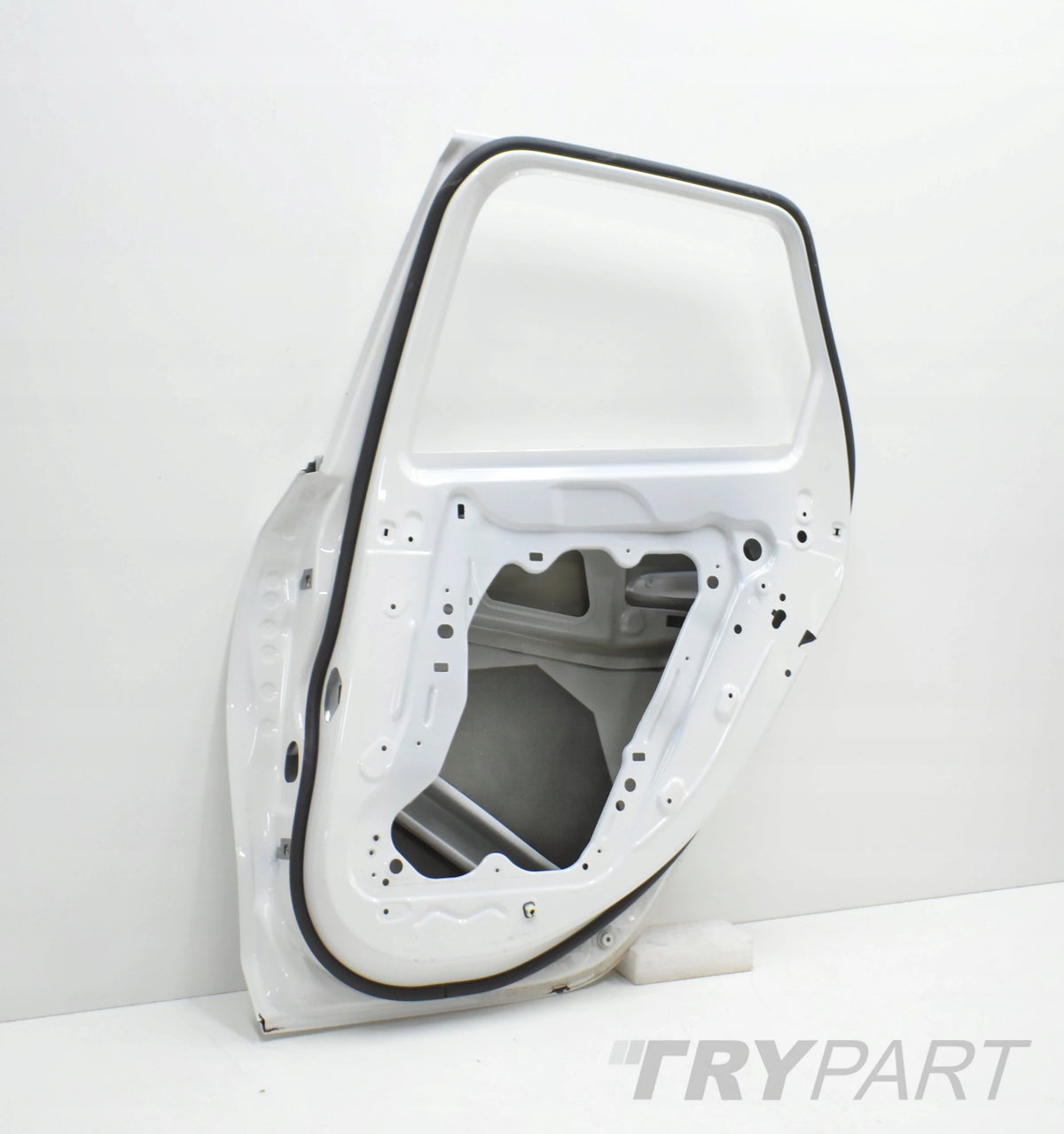 BMW 2 U06 ACTIVE TOURER REAR RIGHT DOOR ORG