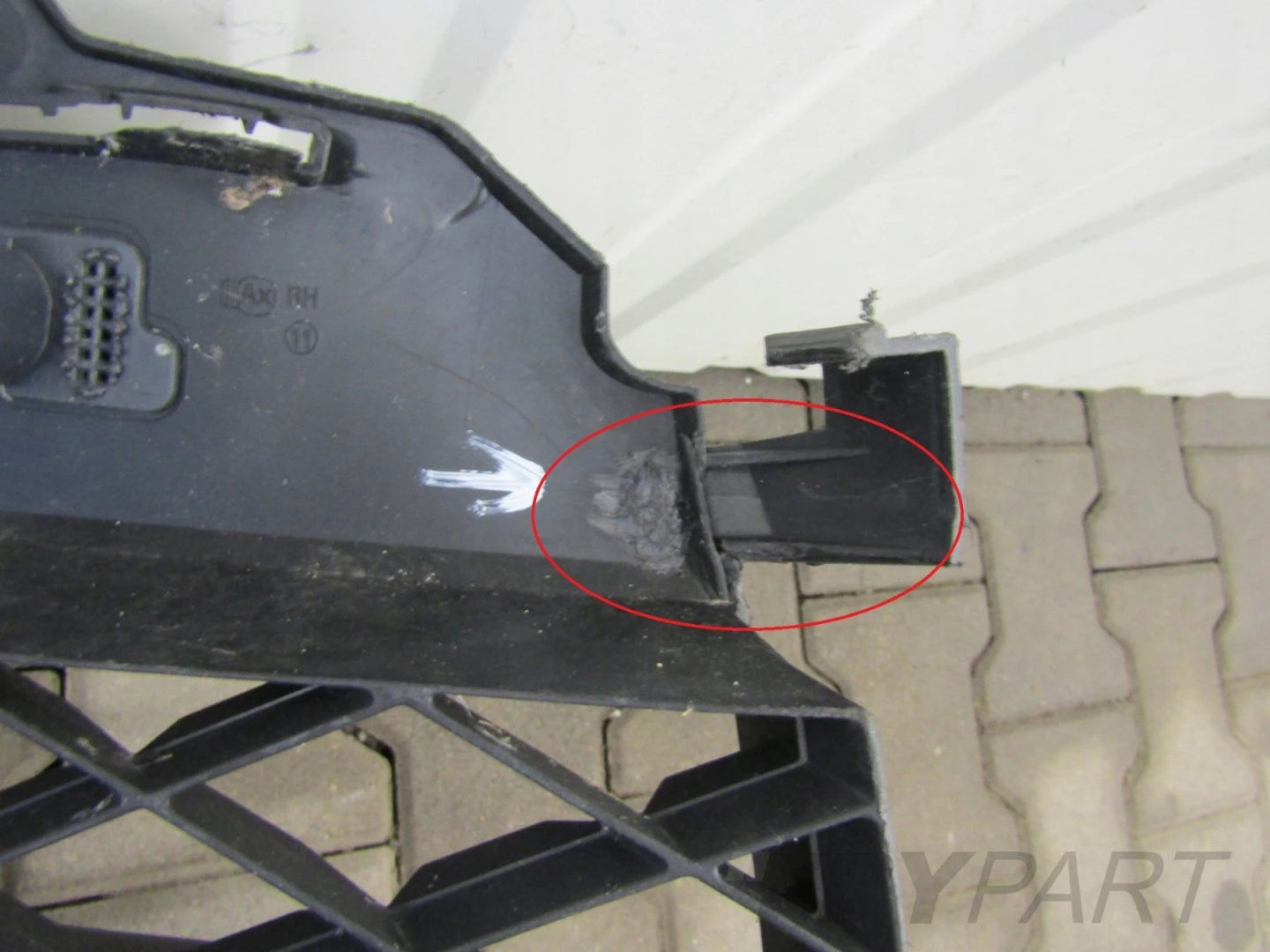 FRONT BUMPER GRILLE RENAULT CAPTUR II 2 RS-LINE