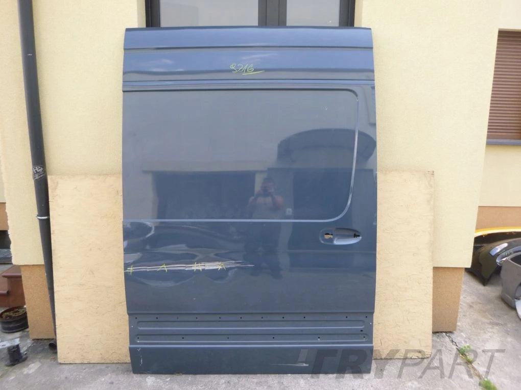 MERCEDES SPRINTER 907 910 Rear Side Right Door