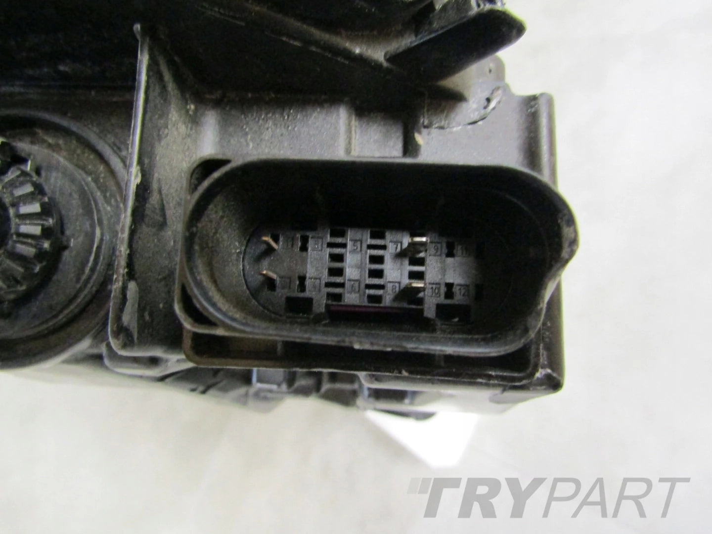 HEADLIGHT MERCEDES SPRINTER W910 W907 LED RH RIGHT 18- A9109067200