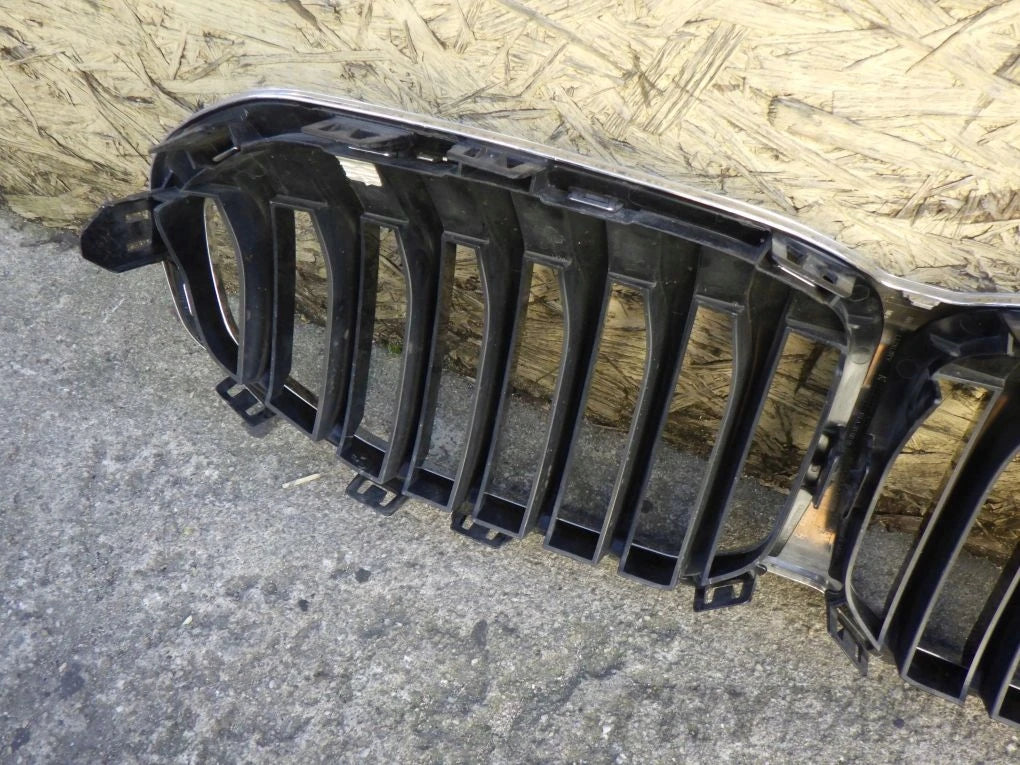 BMW 1 F40 GRILLE