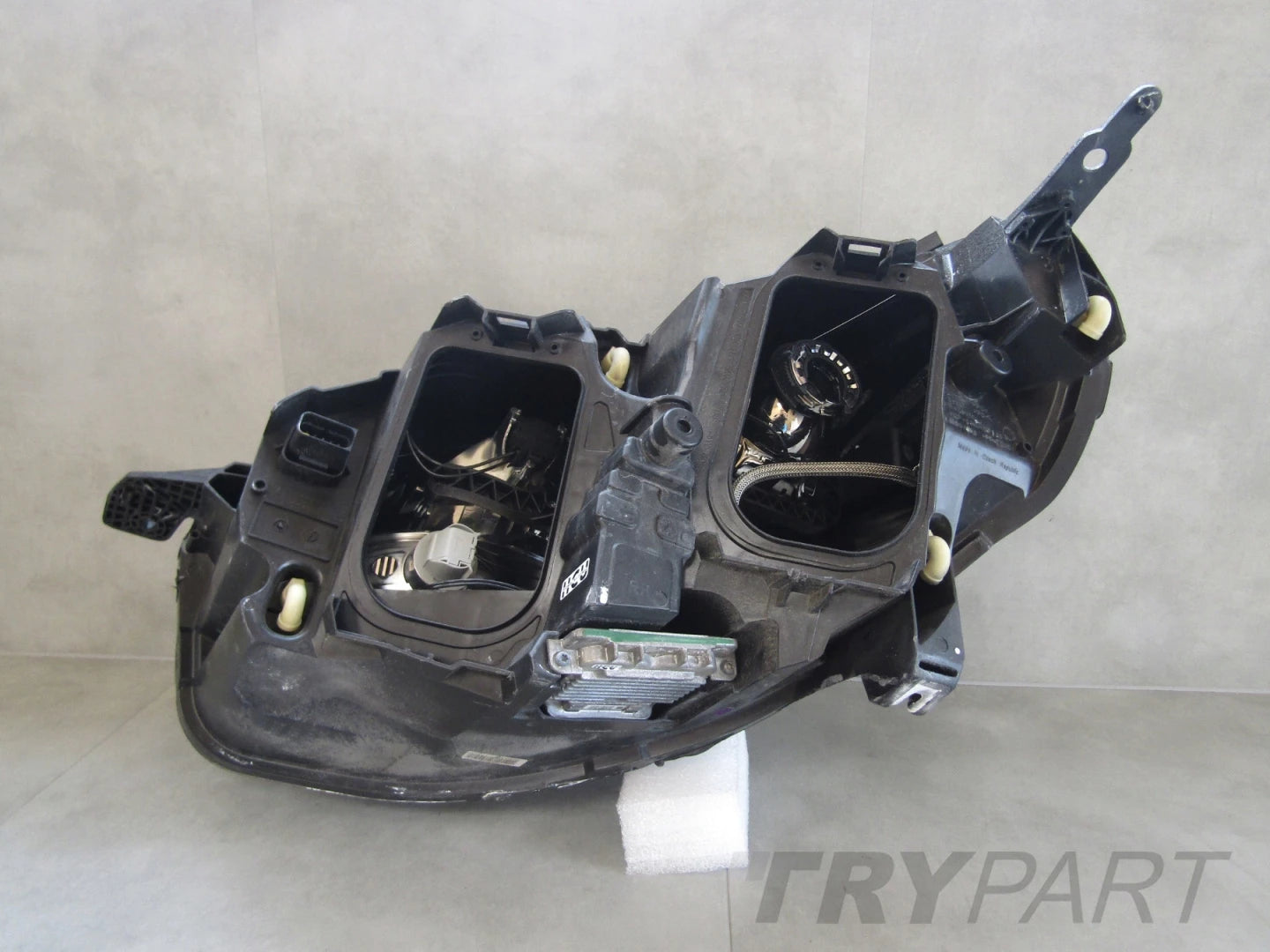 Peugeot Expert 3 III Xenon Headlight RH 16-23 9808235780