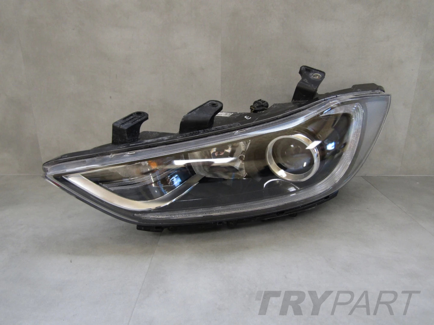 HEADLIGHT HYUNDAI ELANTRA VI 6 STANDARD LENS 15-18 LH