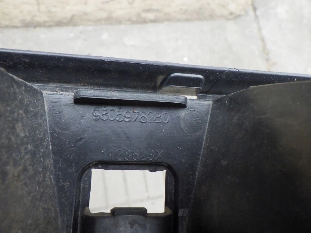 PEUGEOT 208 rear bumper absorber