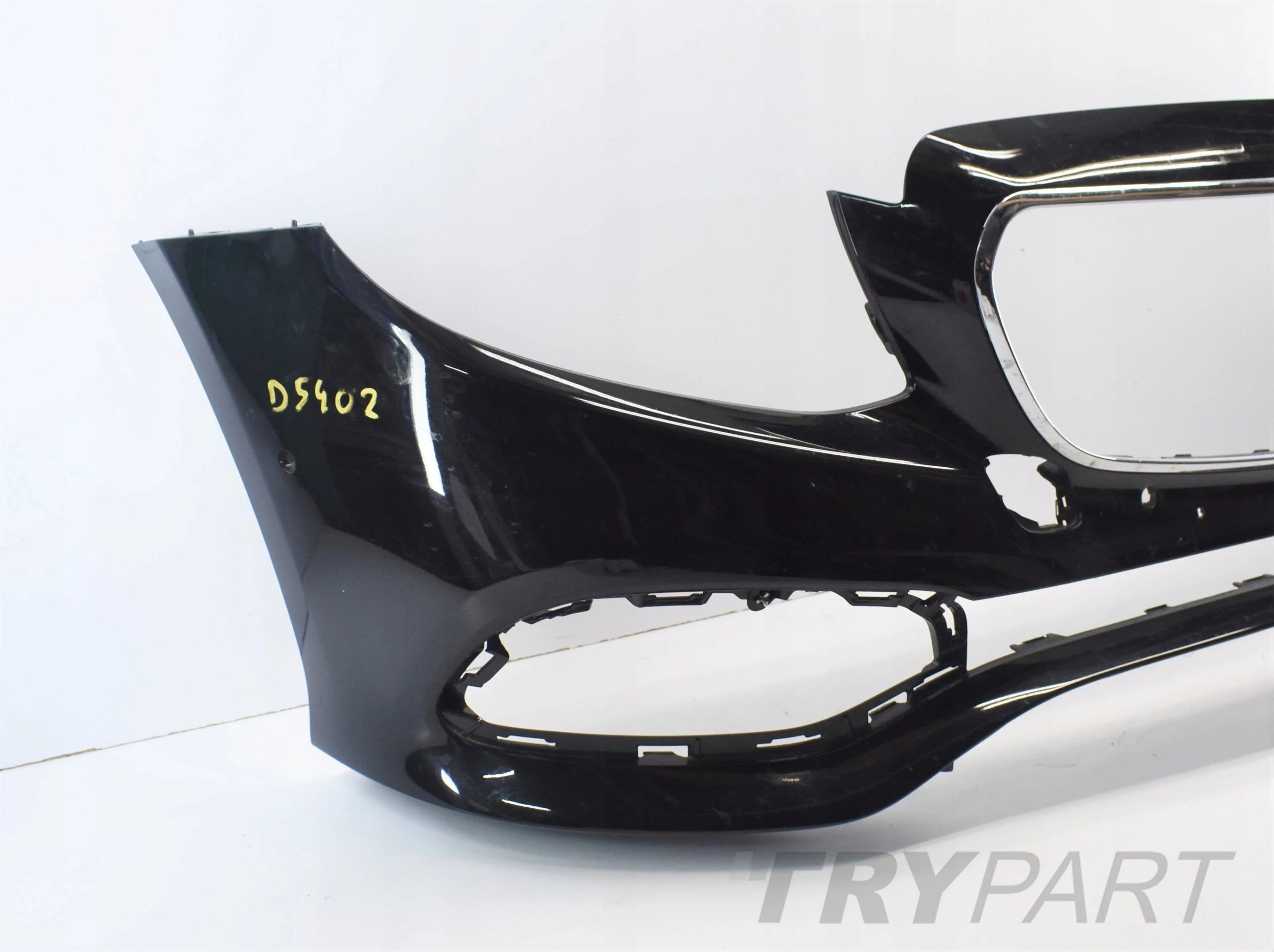 MERCEDES E-CLASS W213 FRONT BUMPER, EXCELLENT CONDITION, ORIGINAL