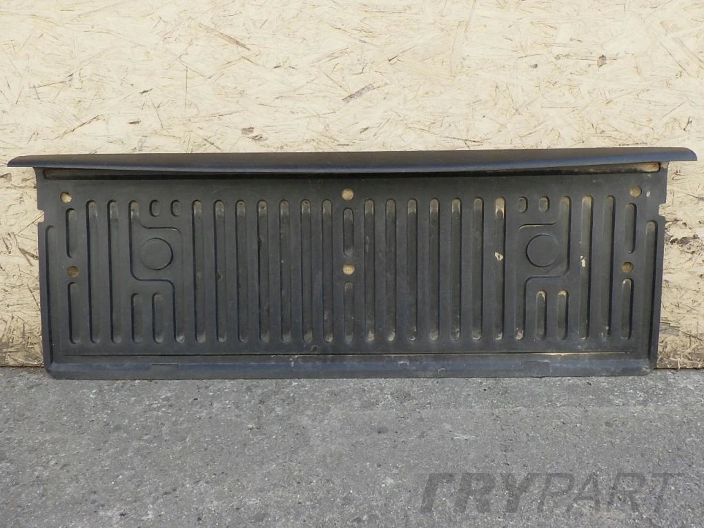 MITSUBISHI L200 REAR TRUNK LID COVER