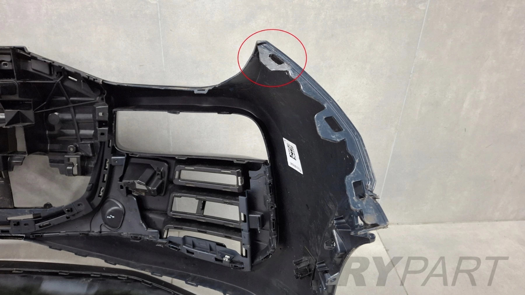 Front bumper for Audi Q6 E-tron 24- / + reinforcement
