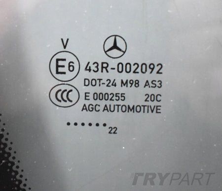 MERCEDES GLC W253 RIGHT REAR BODY GLASS OEM