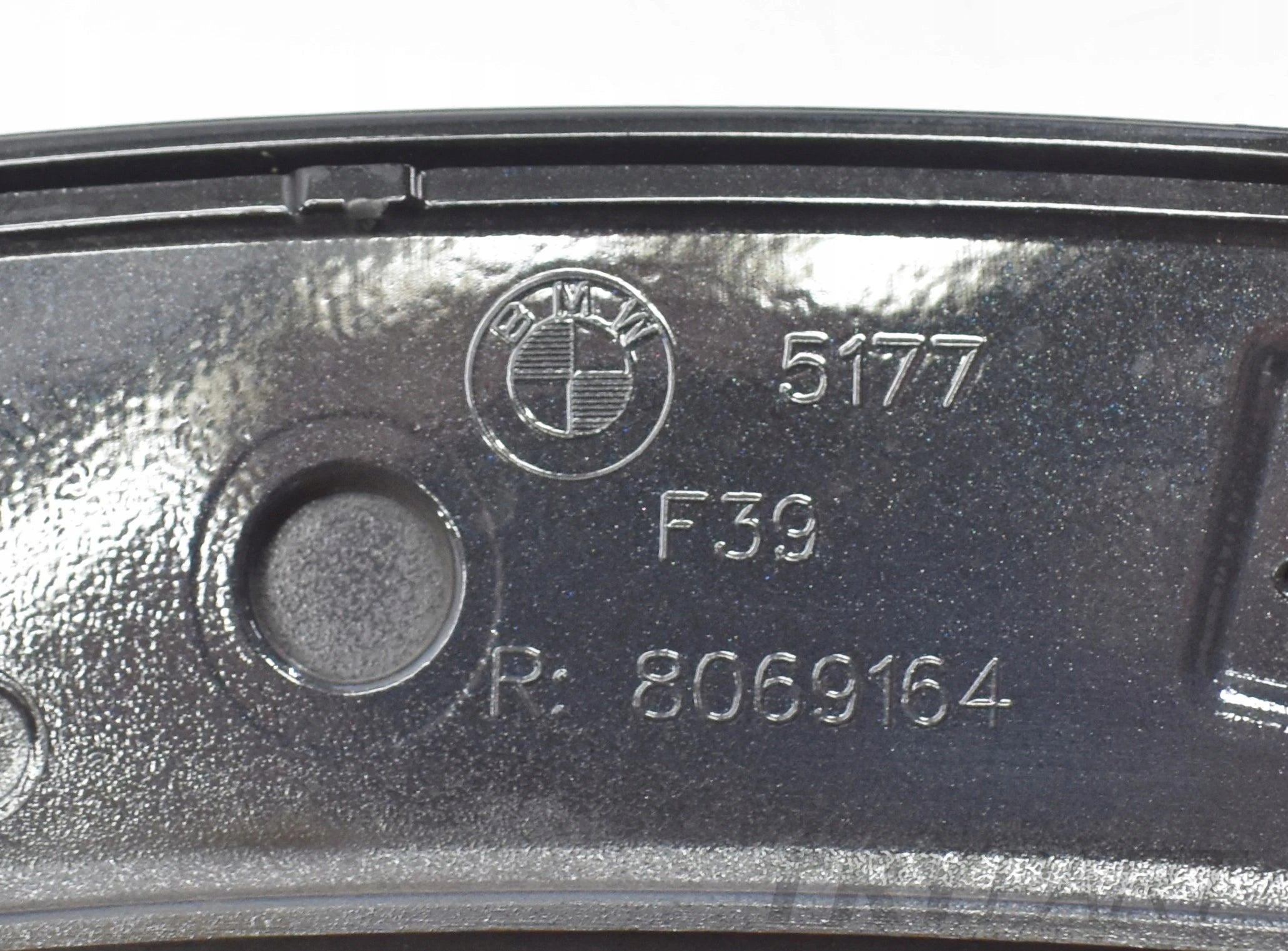 BMW F39 M PACKAGE REAR RIGHT FENDER TRIM