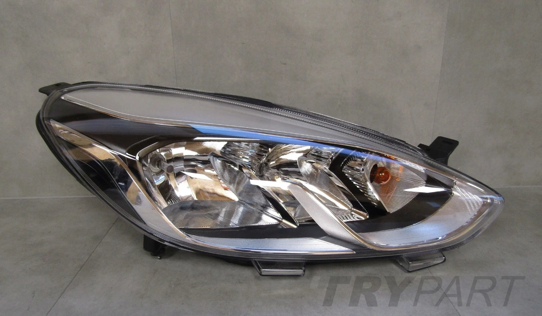 HEADLIGHT FORD FIESTA MK8 VIII STANDARD RIGHT PASSENGER SIDE 17-21 H1BB13W029-AK