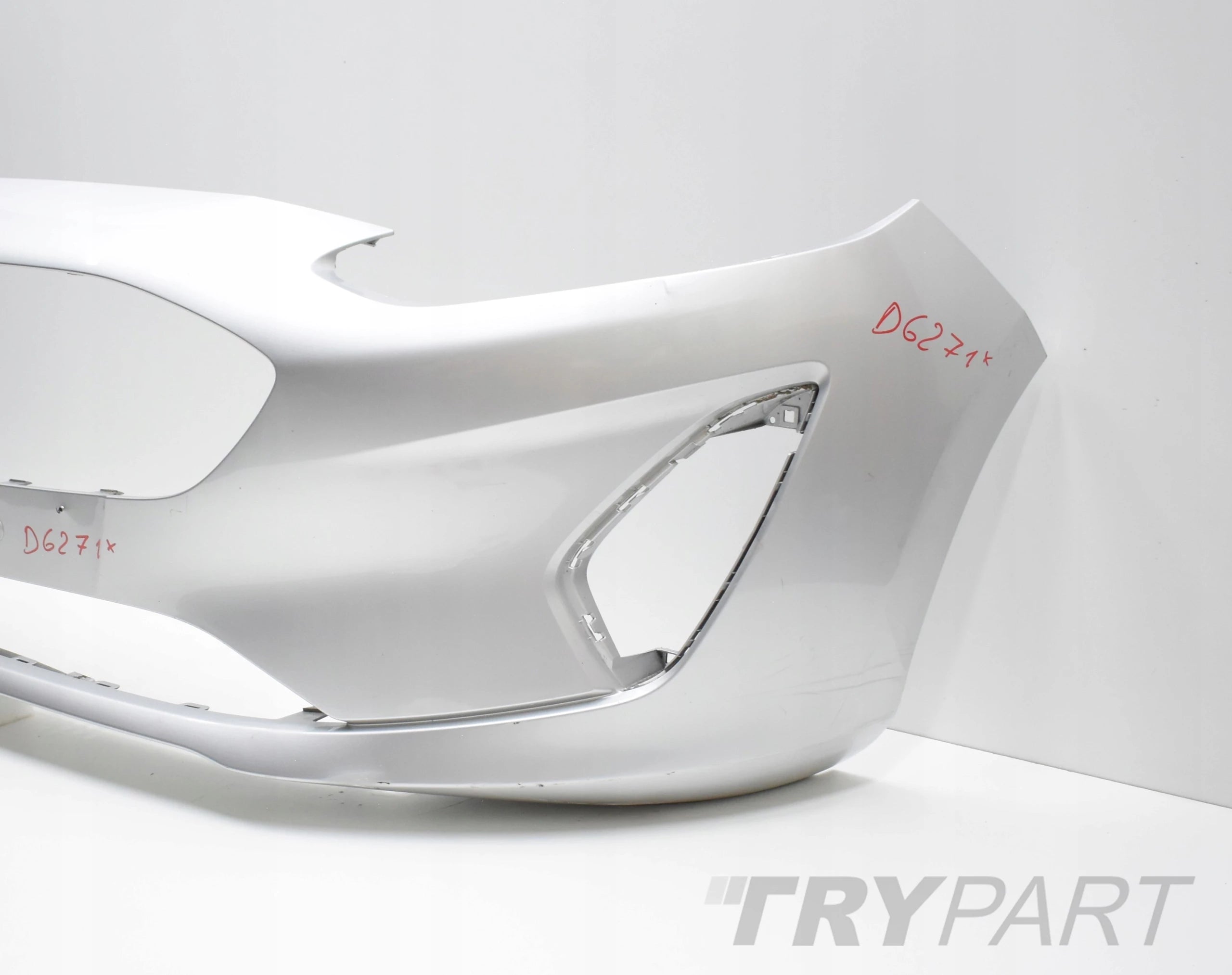 FORD FIESTA MK8 VIII FRONT BUMPER ORG