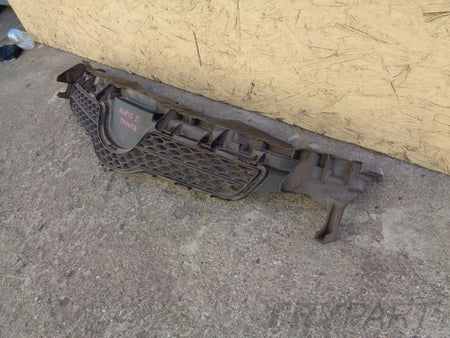 TOYOTA AURIS I 06- Grill Grille