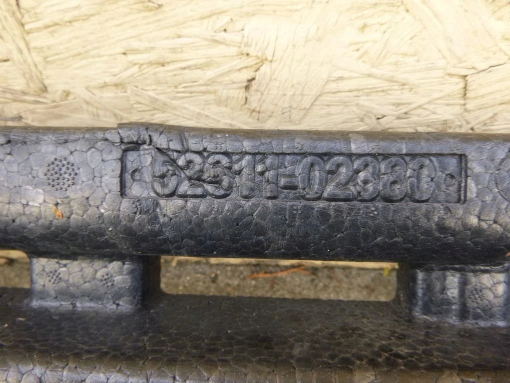TOYOTA AURIS II 12- front bumper absorber