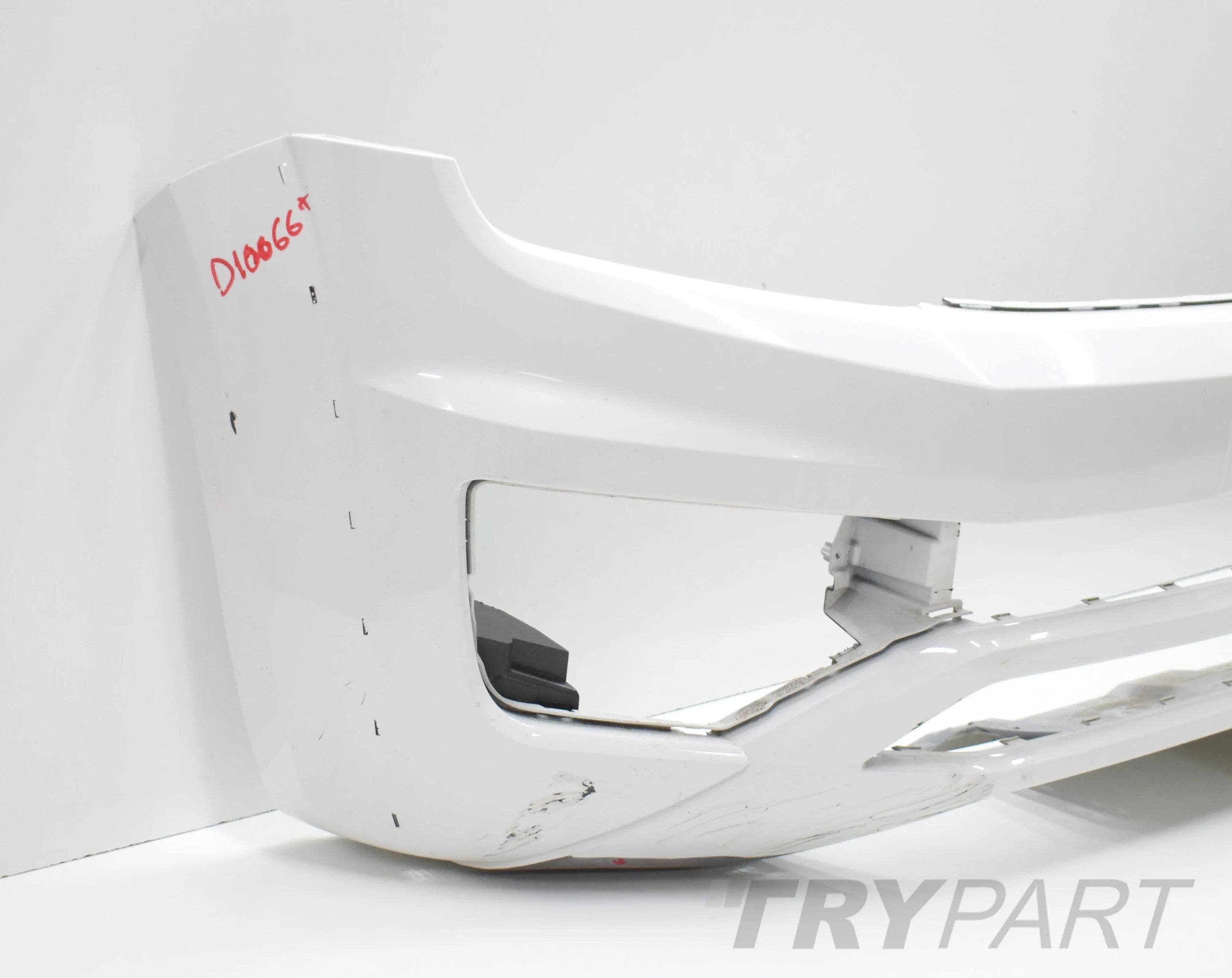 VW AMAROK 2H 2H6 LIFT FRONT BUMPER ORG