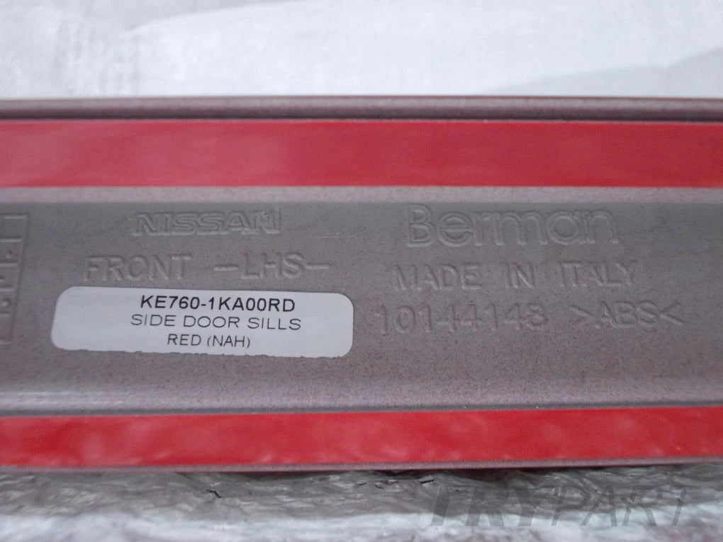 NISSAN JUKE Door Molding
