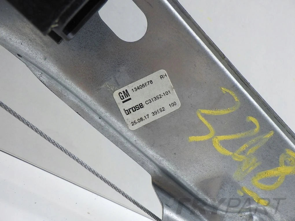 OPEL ASTRA 5 V K 15-POWER WINDOW LIFT RIGHT REAR