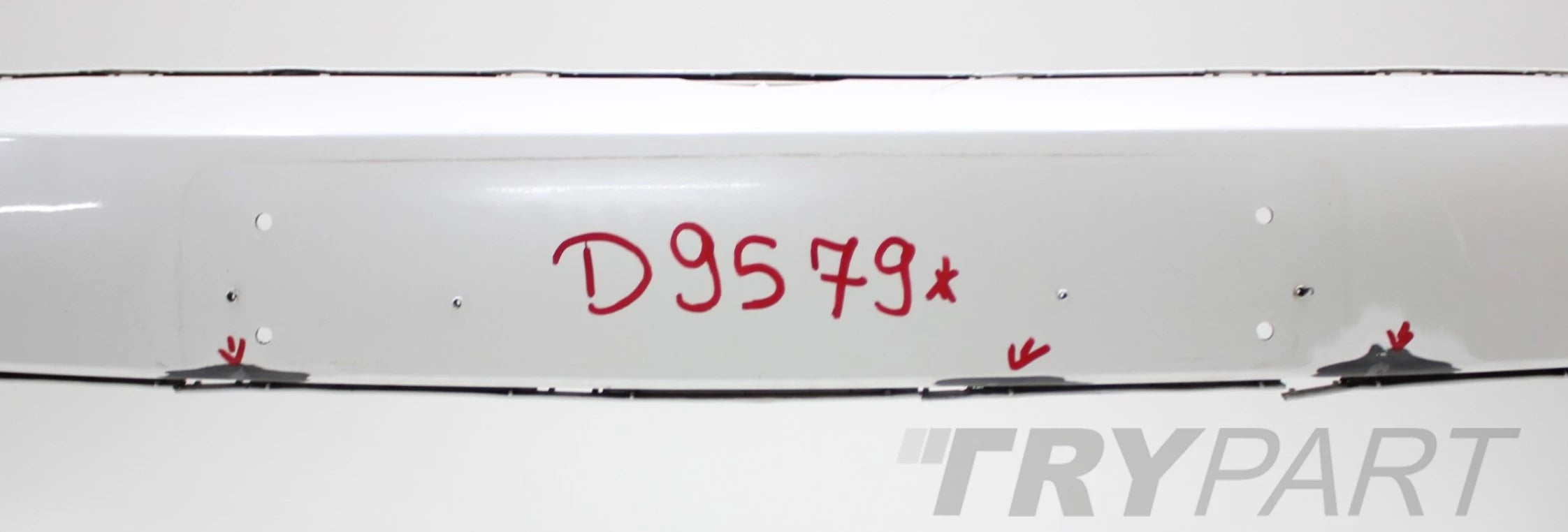 VW EOS 1Q0 LIFT FRONT BUMPER ORG