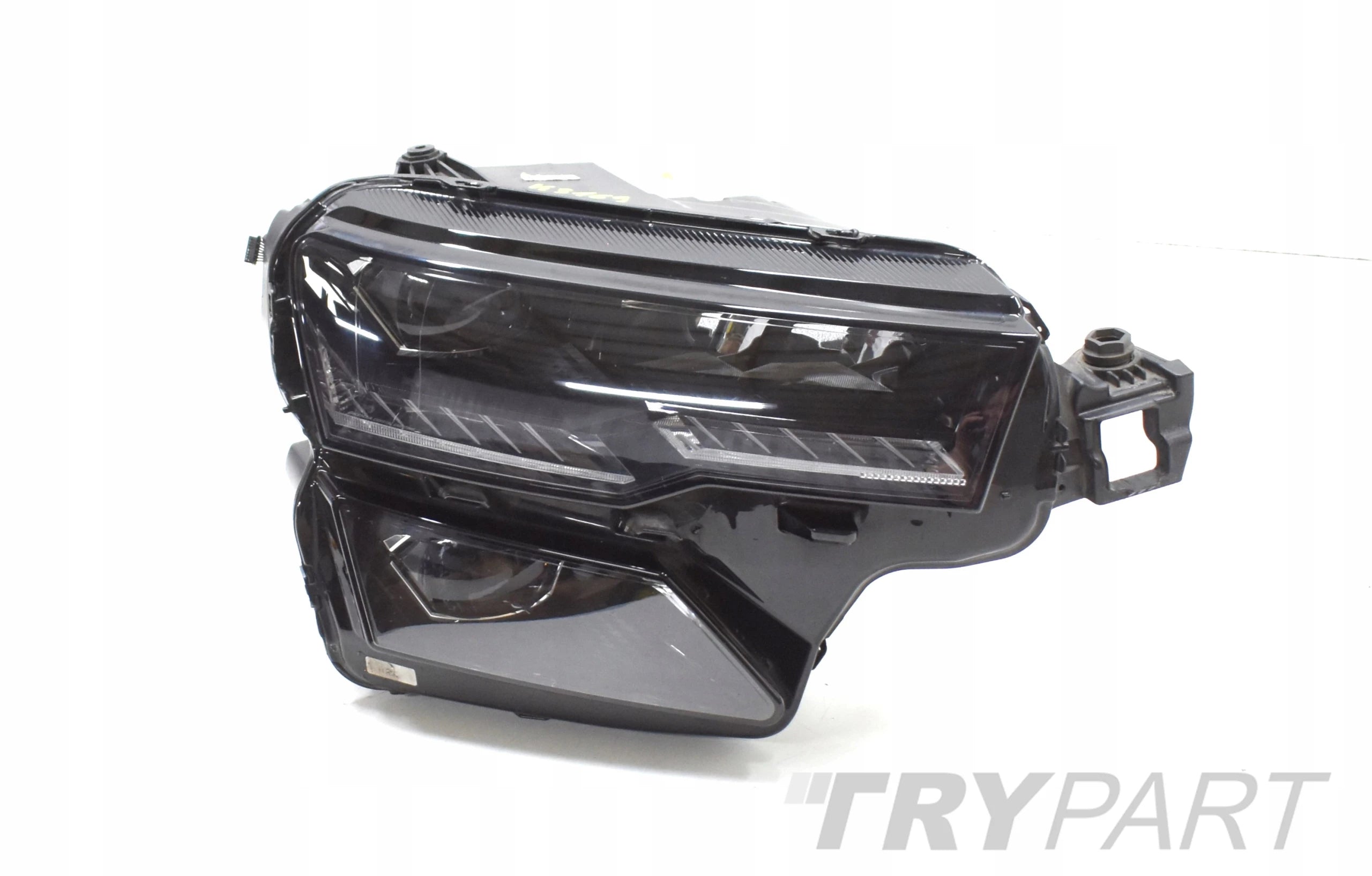 SKODA KAROQ 57B LIFT HEADLIGHT RIGHT FRONT CRYSTAL ORG EU 57B941036