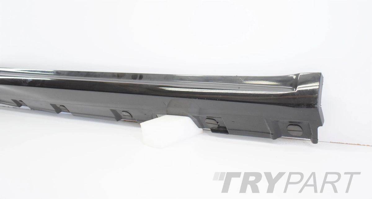 AUDI A5 II 8W8 RIGHT SILL STRIP ORG