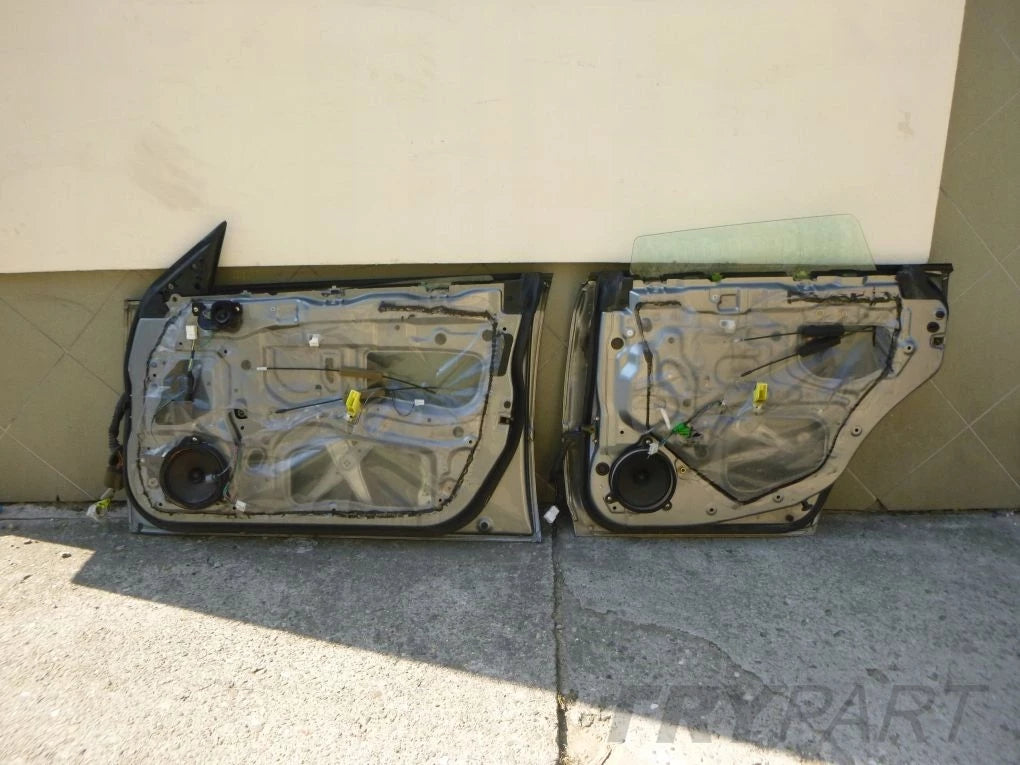 SUBARU LEGACY IV 4 DOOR RIGHT REAR FRONT