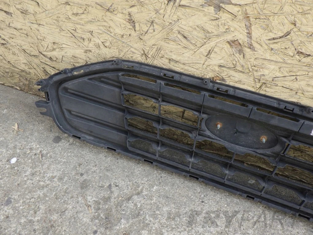 FORD TRANSIT CONNECT II 17- FRONT GRILLE CATCH