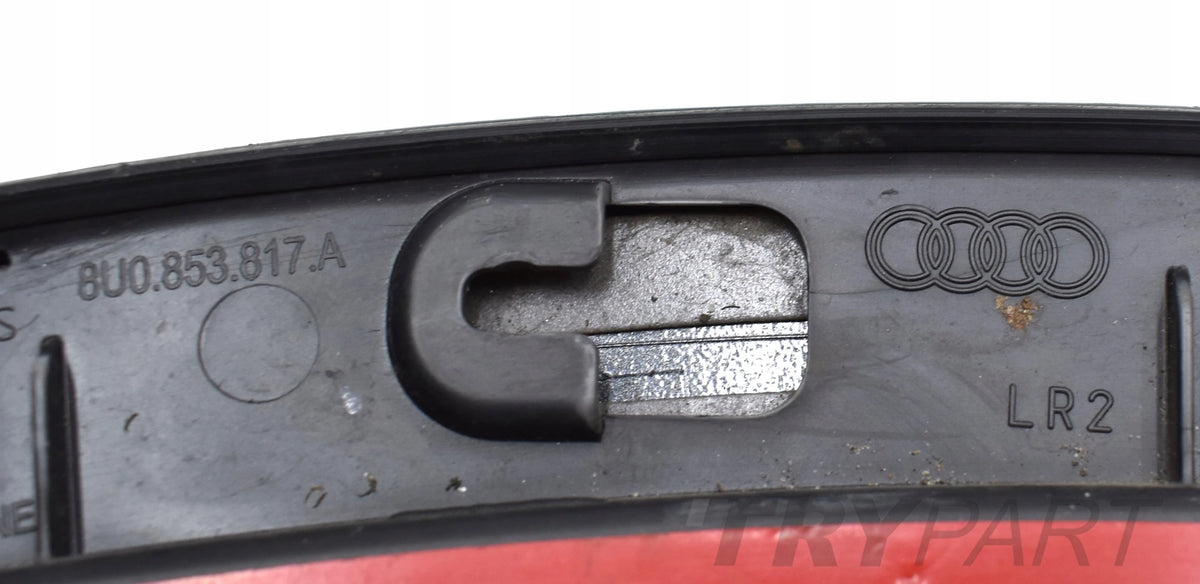 AUDI Q3 8U0 LEFT REAR FENDER MOULDING ORG
