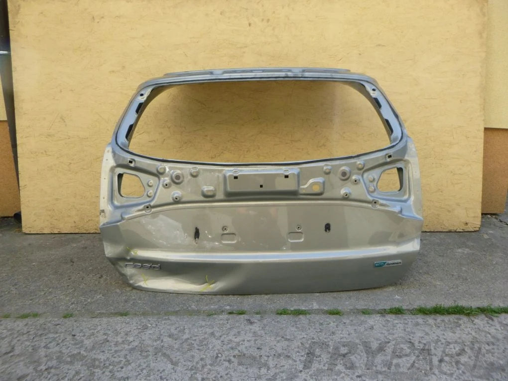 KIA CEED II SW KOMBI 12- Tailgate