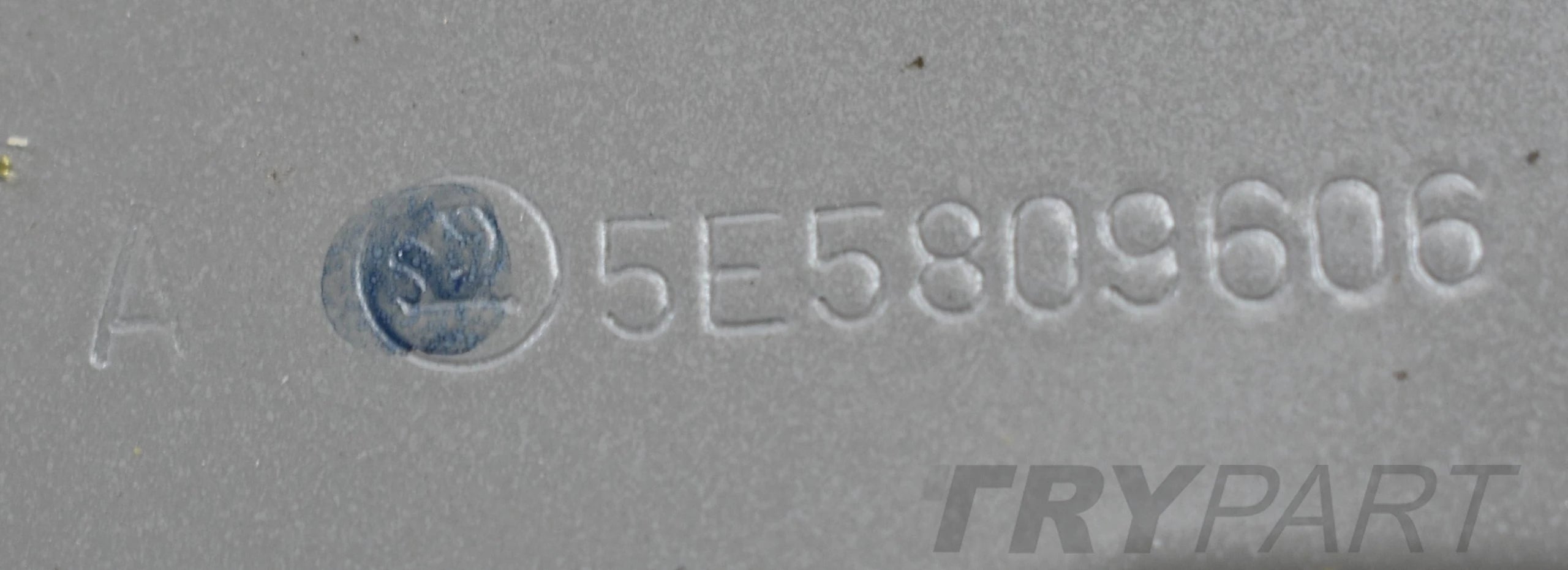 OCTAVIA III 5E5 REAR RIGHT FENDER BODY PANEL SEDAN