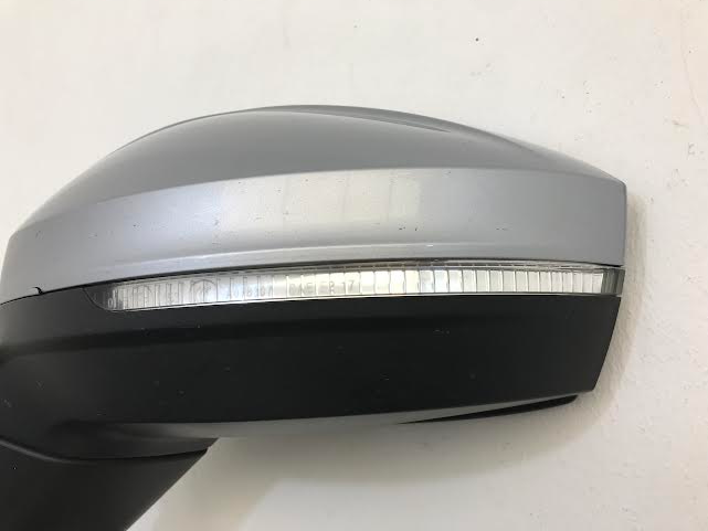 Volkswagen Touareg 3 generation 2018-2024 Left Side Wing Mirror Electric LHD OEM: 761857501E