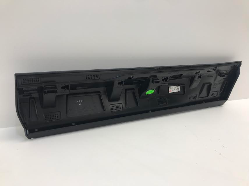 Volvo XC60 2019- Right Rear Door Trim ( Molding ) NEW Genuine OEM: 39846118