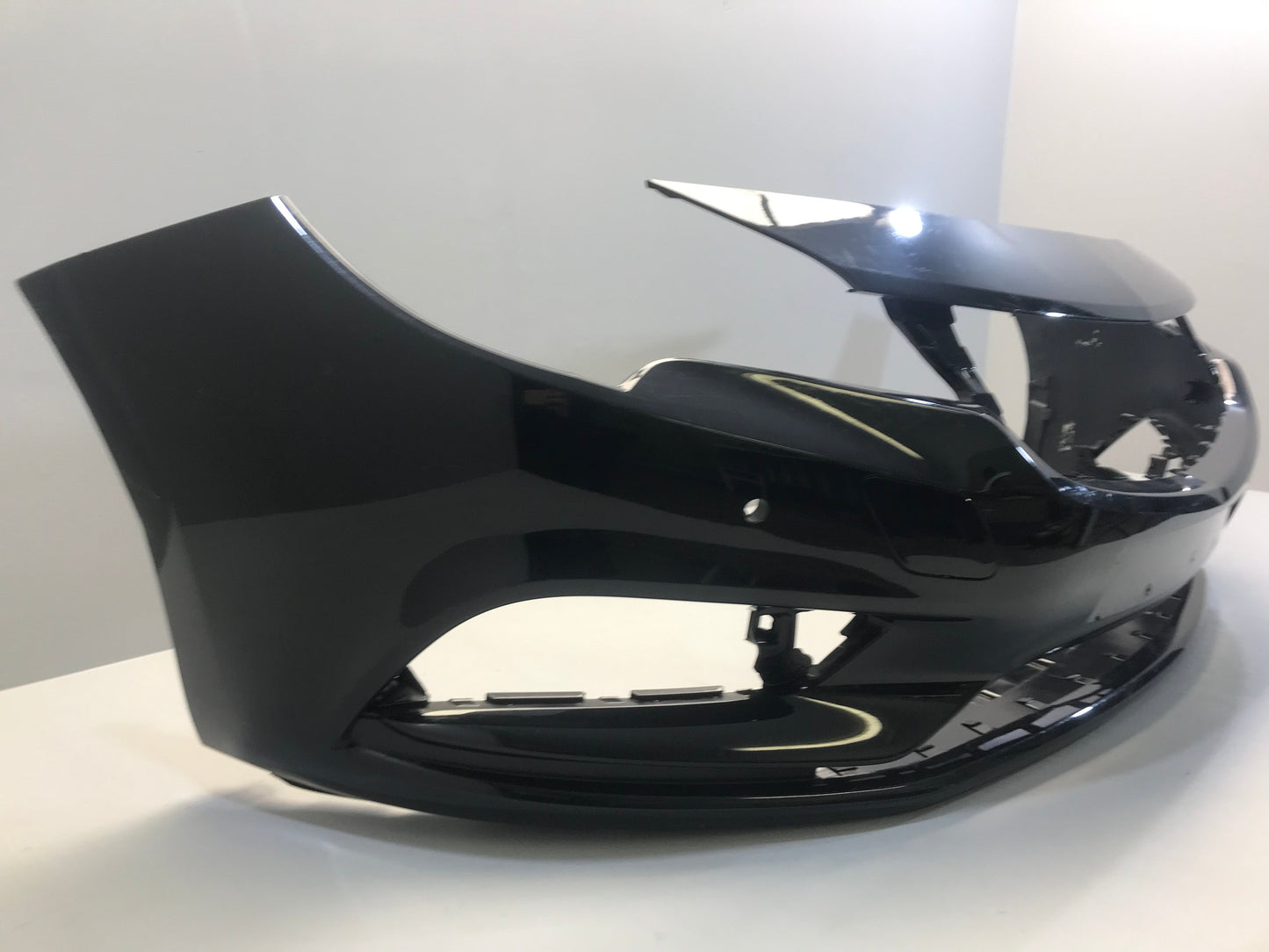 Opel / Vauxhall Astra K 2015- Front Bumper Used Genuine OEM: 39052730  /  39017250  /  2167857